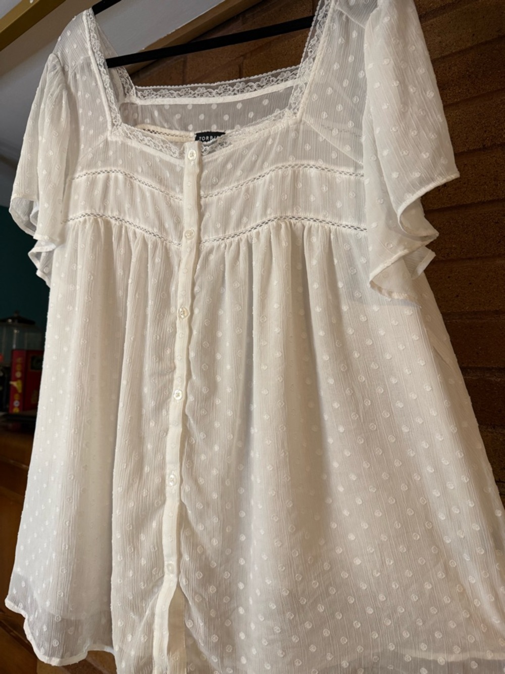 torrid White Swiss Dot Button-Front Peasant Blouse - Picture 2 of 7